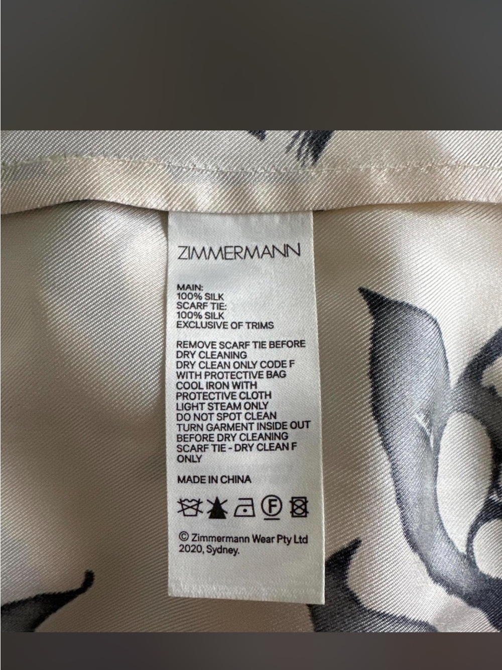 Zimmermann Ladybeetle Tie-Neck Scarf Shirt in cream and black printed silk - Picture 5 of 6
